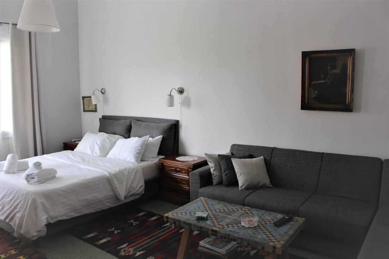 A Litte Taste Of Home Guest House Афіни Екстер'єр фото