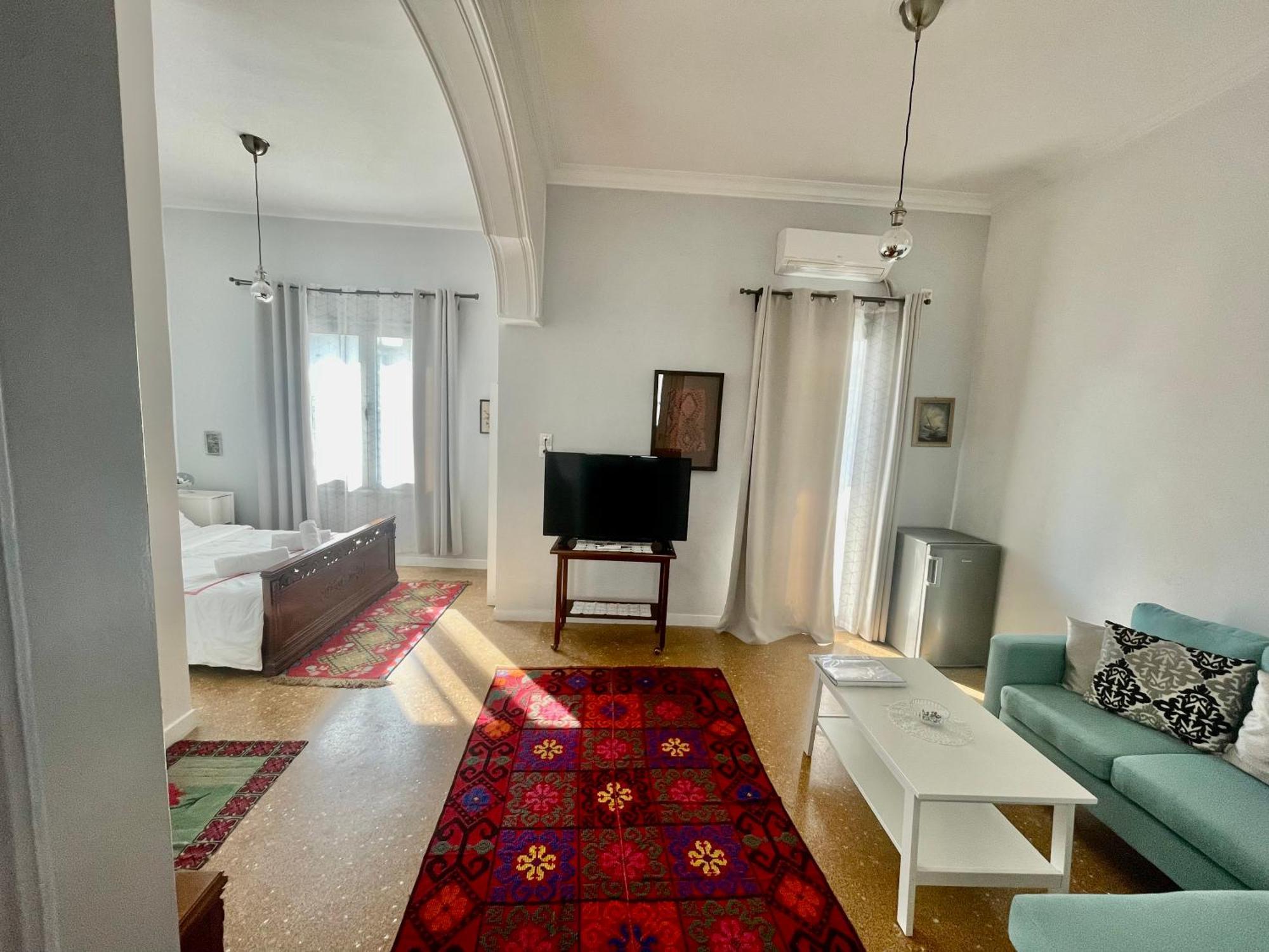 A Litte Taste Of Home Guest House Афіни Екстер'єр фото