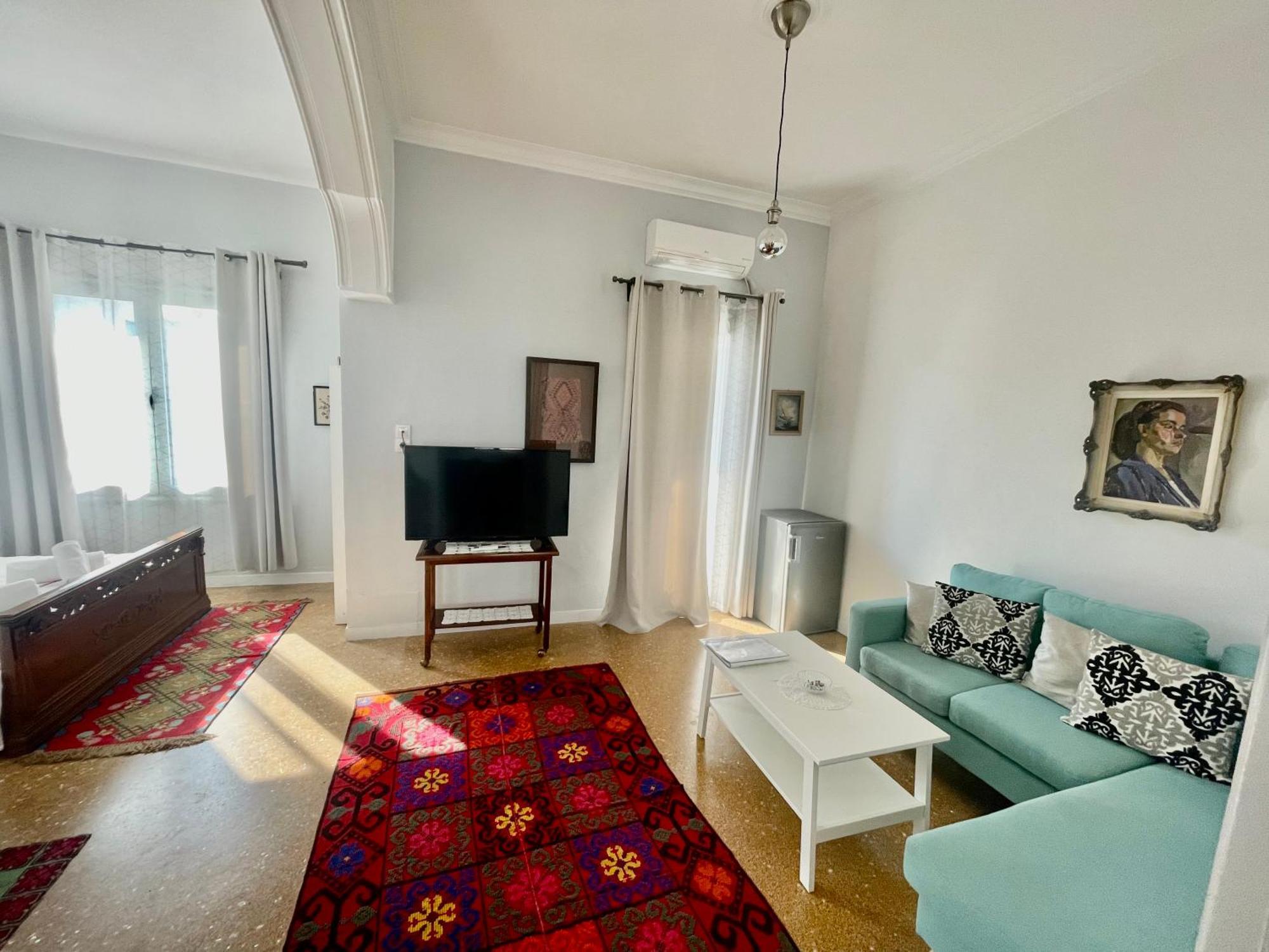 A Litte Taste Of Home Guest House Афіни Екстер'єр фото
