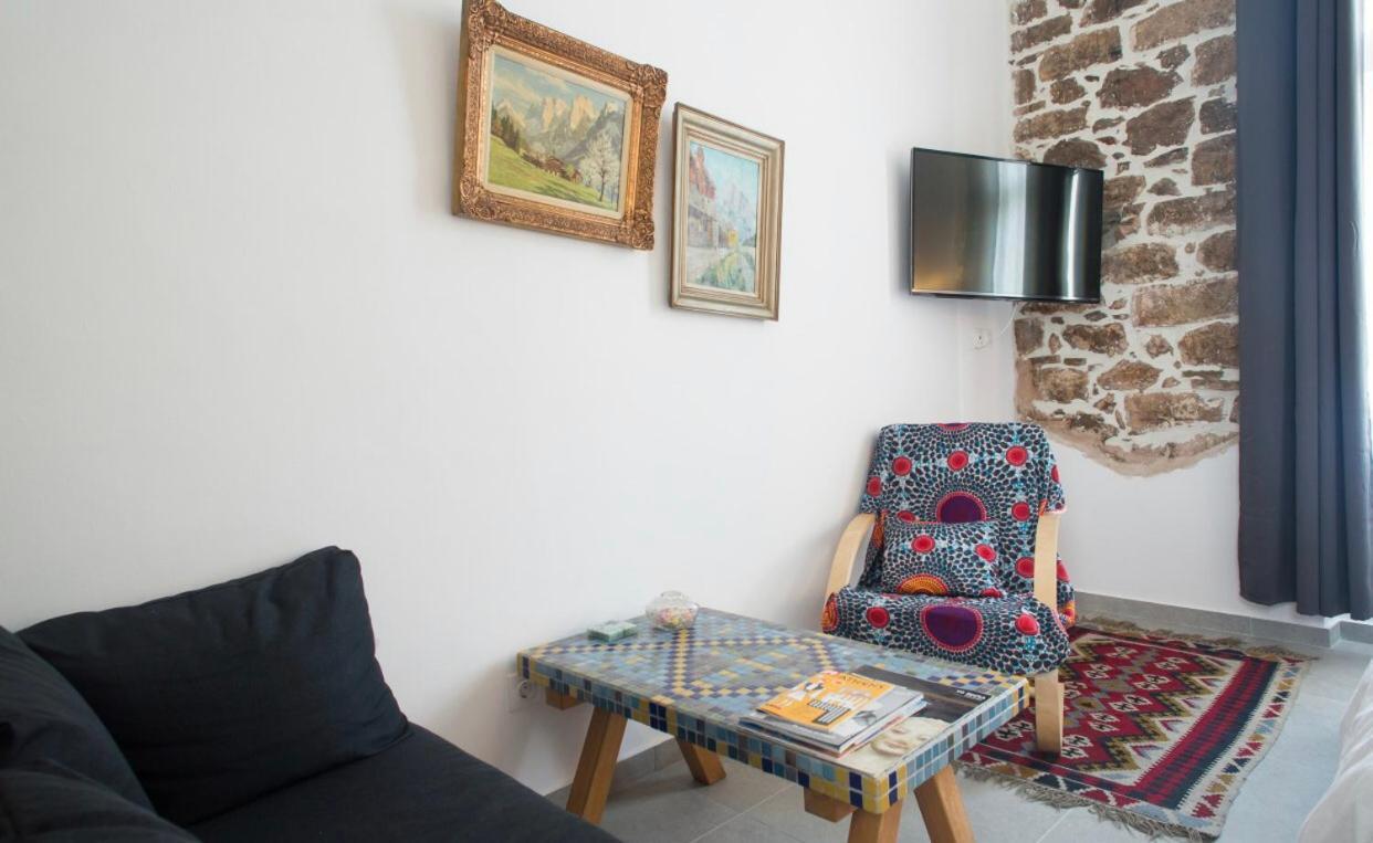 A Litte Taste Of Home Guest House Афіни Екстер'єр фото